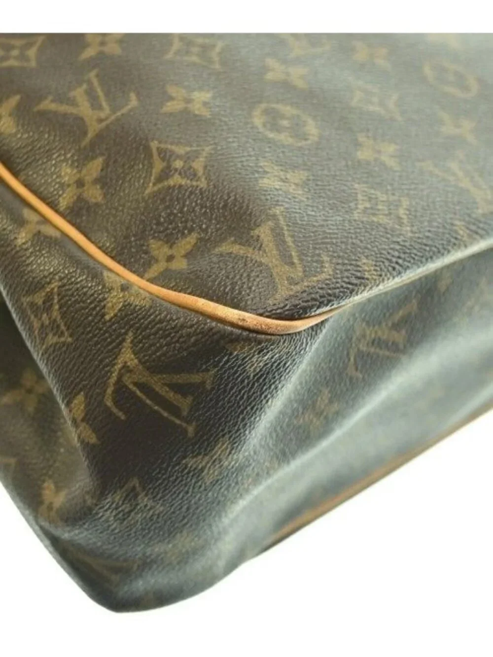Louis Vuitton Shoulder Bag